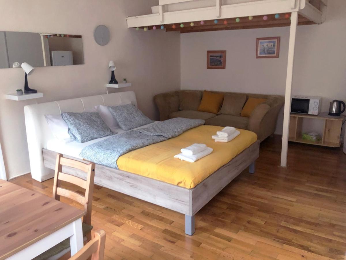 V57 Apartment Oktogon بودابست المظهر الخارجي الصورة